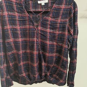 Long sleeve flannel top
